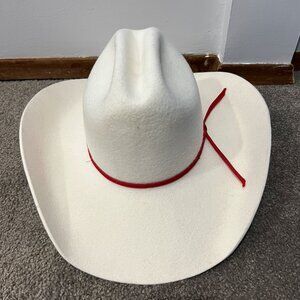 Smithbilt White Hat!